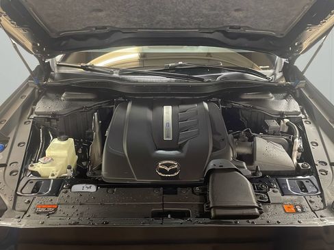Used 2024 MAZDA CX-90 Plug-In Hybrid w/ Preferred AWD/4WD image 9
