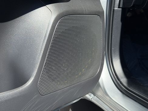 Used 2022 Toyota Tacoma SR5 w/ Technology Package RWD image 20