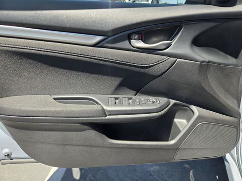 Used 2021 Honda Civic EX image 17