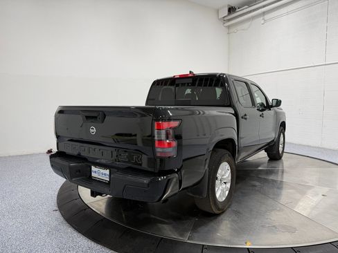 Used 2023 Nissan Frontier SV w/ SV Convenience Package image 7