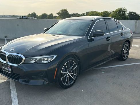 Used 2020 BMW 330i Sedan w/ Driving Assistance Package RWD image 9