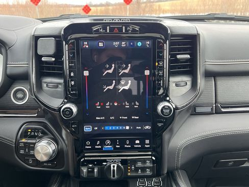 Used 2024 RAM 1500 Limited image 30