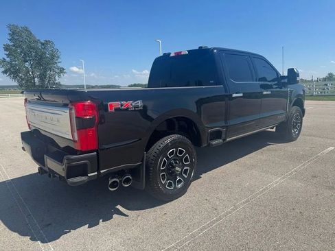 Used 2024 Ford F250 Platinum AWD/4WD image 7