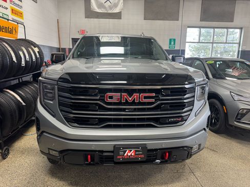 Used 2025 GMC Sierra 1500 AT4 w/ AT4 Premium Package image 2
