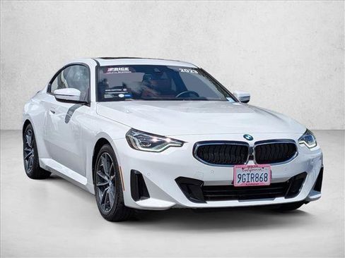 Certified 2023 BMW 230i Coupe w/ Premium Package RWD image 3
