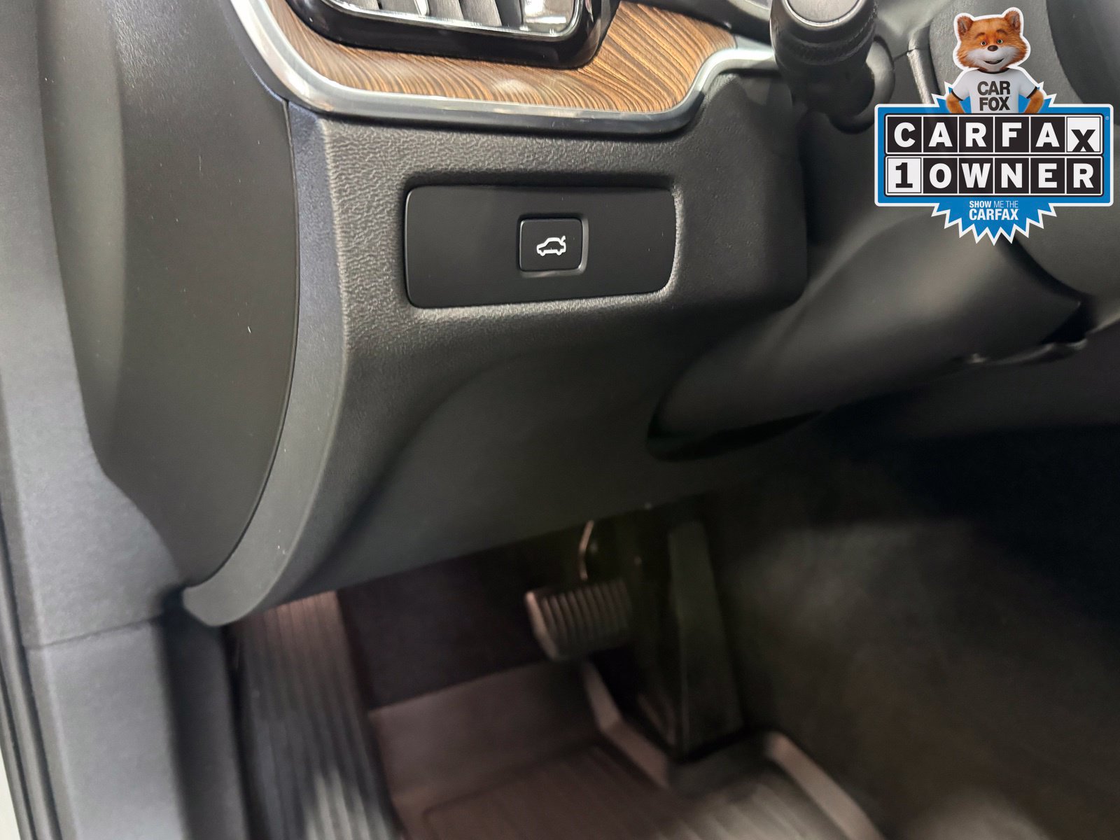 Used 2023 Volvo XC60 B5 Ultimate AWD/4WD image 19