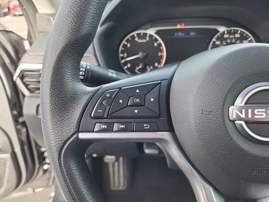 Used 2023 Nissan Altima 2.5 SV FWD image 17