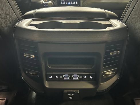 Used 2023 RAM 1500 Limited AWD/4WD image 22