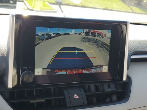 Certified 2025 Toyota RAV4 XLE w/ Convenience Package image 28