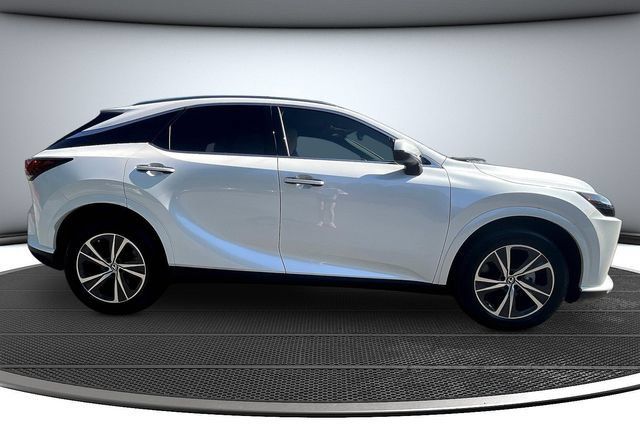 Used 2024 Lexus RX 350 Premium w/ Accessory Package (K3) FWD image 4