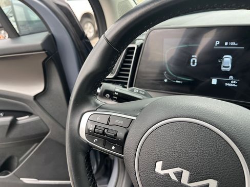 Used 2023 Kia Sportage EX image 28