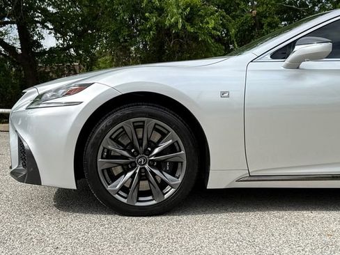 Used 2018 Lexus LS 500 F Sport w/ Performance Package RWD image 5