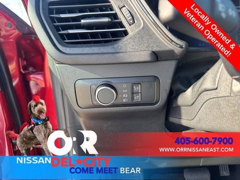 Used 2025 Ford Escape ST-Line AWD/4WD image 16