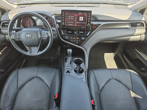 Used 2024 Toyota Camry XSE FWD image 9
