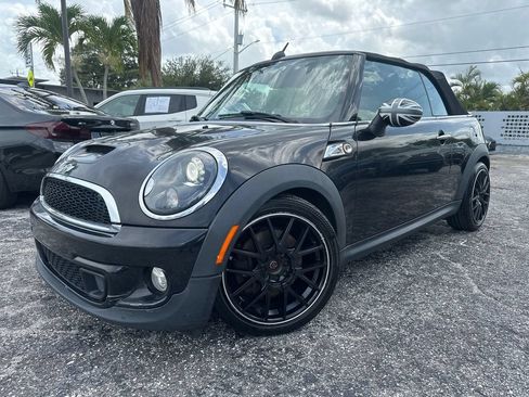 Used 2015 MINI Cooper S FWD image 1