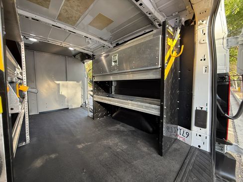 Used 2019 Ford Transit 250 130 Low Roof RWD image 29