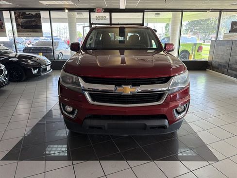Used 2018 Chevrolet Colorado LT w/ LT Convenience Package AWD/4WD image 3
