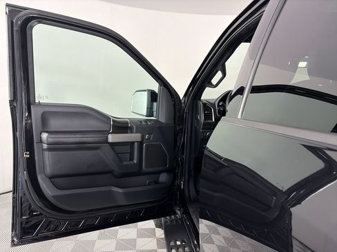 Used 2019 Ford F150 Raptor w/ Equipment Group 802A Luxury AWD/4WD image 10