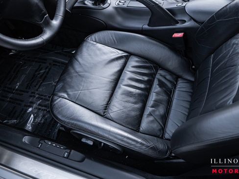 Used 2004 Porsche 911 Carrera 4S image 17