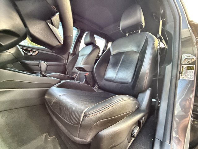 Certified 2025 Subaru Forester Touring AWD/4WD image 11