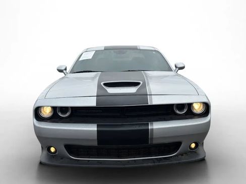 Used 2019 Dodge Challenger GT w/ Stars & Stripes Edition image 9