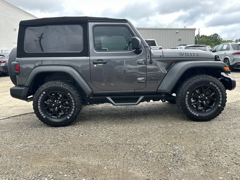 Used 2022 Jeep Wrangler Sport AWD/4WD image 4