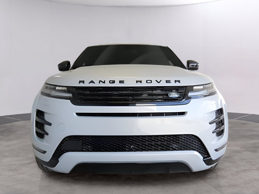 Used 2026 Land Rover Range Rover Evoque Dynamic SE AWD/4WD image 2