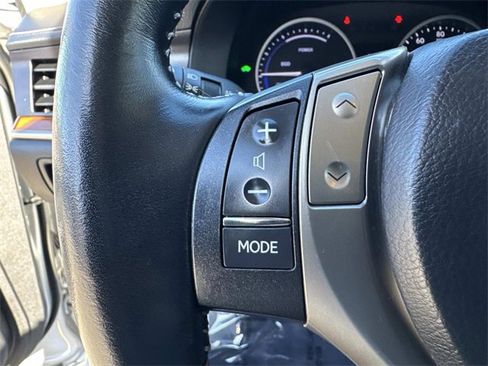 Used 2013 Lexus ES 300h image 32