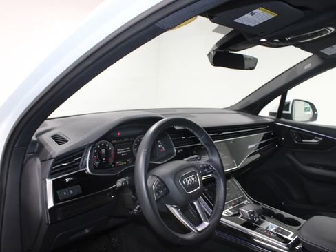Used 2025 Audi Q7 3.0T Premium Plus AWD/4WD image 22