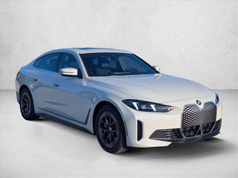 New 2026 BMW i4 xDrive40i AWD/4WD image 6