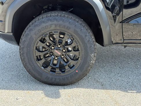 New 2026 GMC Canyon Elevation w/ Convenience Package AWD/4WD image 11