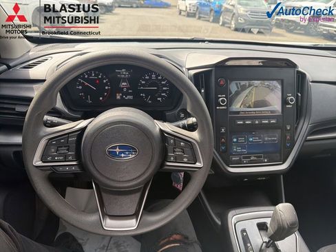 Used 2025 Subaru Impreza 2.0i AWD/4WD image 32