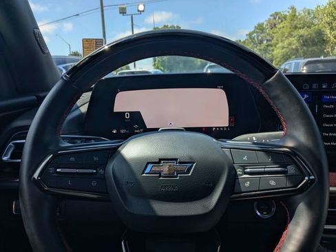Used 2024 Chevrolet Traverse RS w/ LPO, Floor Liner Package AWD/4WD image 22