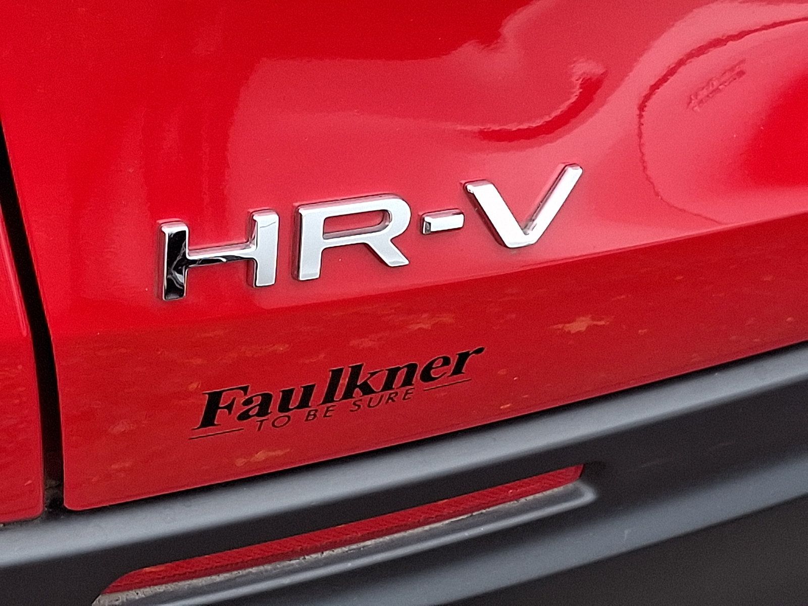 Certified 2025 Honda HR-V Sport image 9