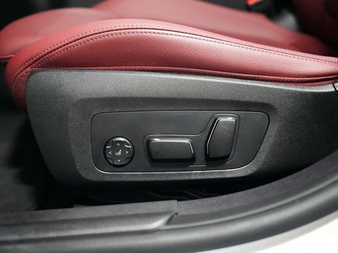 Used 2026 BMW M340i xDrive AWD/4WD image 34