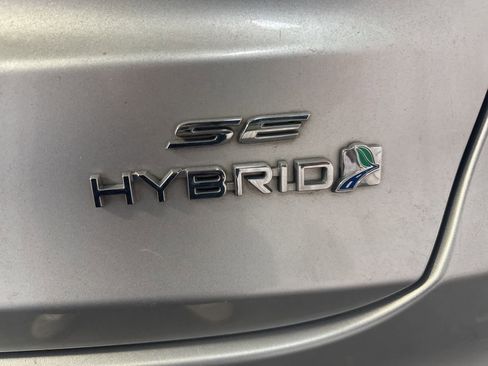 Used 2019 Ford Fusion SE image 13