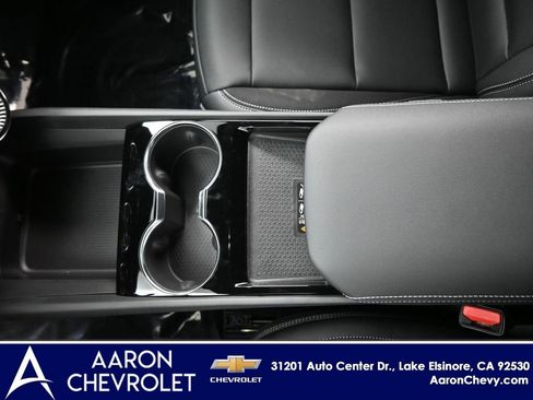 New 2026 Chevrolet Blazer EV LT AWD/4WD image 18