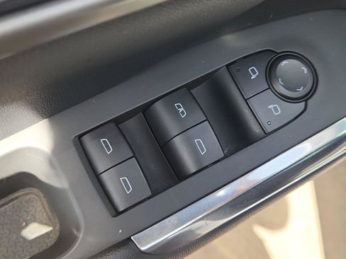 Used 2025 Chevrolet Traverse LT w/ Midnight/Sport Edition FWD image 22