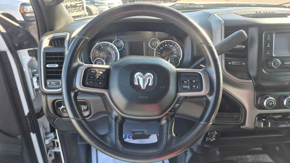 Used 2021 RAM 2500 Tradesman w/ Chrome Appearance Group AWD/4WD image 17