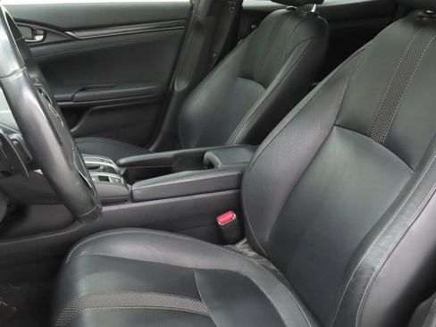 Used 2020 Honda Civic Sport Touring image 11