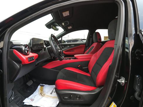 Used 2024 Chevrolet Blazer EV RS AWD/4WD image 34