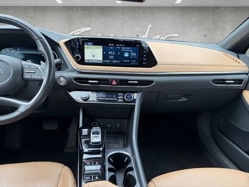 Used 2020 Hyundai Sonata Limited image 3