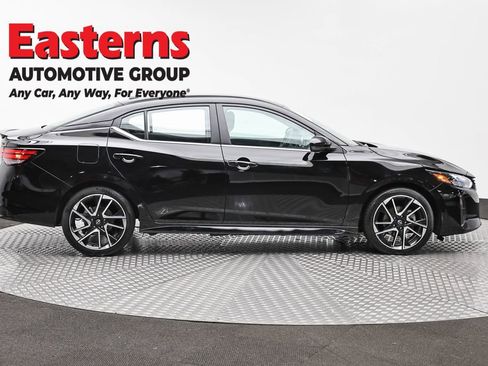 Used 2024 Nissan Sentra SR FWD image 4