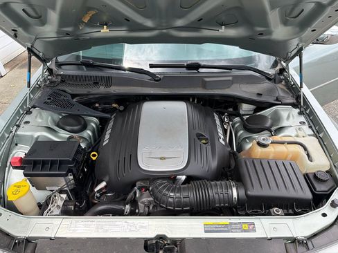 Used 2006 Chrysler 300 C w/ Sound Group II RWD image 21