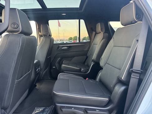 New 2026 Chevrolet Tahoe Premier w/ Sun And Tow Package AWD/4WD image 15