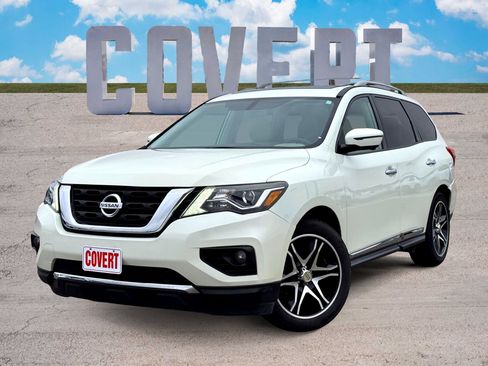 Used 2019 Nissan Pathfinder Platinum image 1