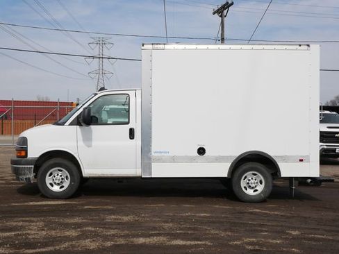 New 2024 Chevrolet Express 3500 w/ Power Convenience Package RWD image 3