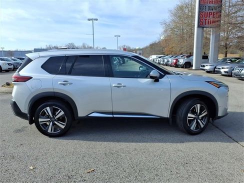 Certified 2022 Nissan Rogue SL w/ SL Premium Package image 2