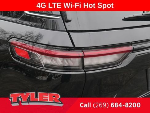 New 2026 Jeep Grand Cherokee Limited AWD/4WD image 12