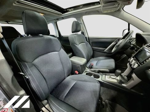 Used 2016 Subaru Forester 2.5i Premium AWD/4WD image 29